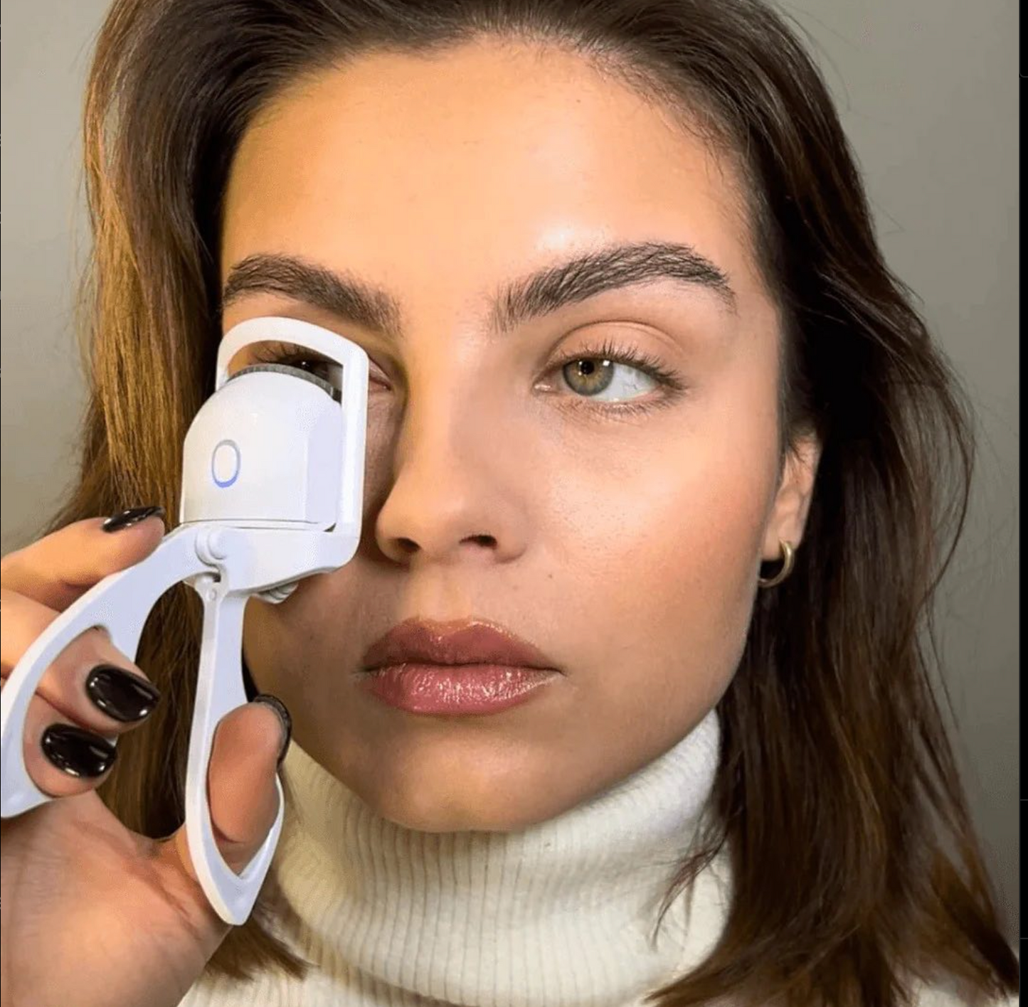 Glameva™ - Heated Eyelash Curler